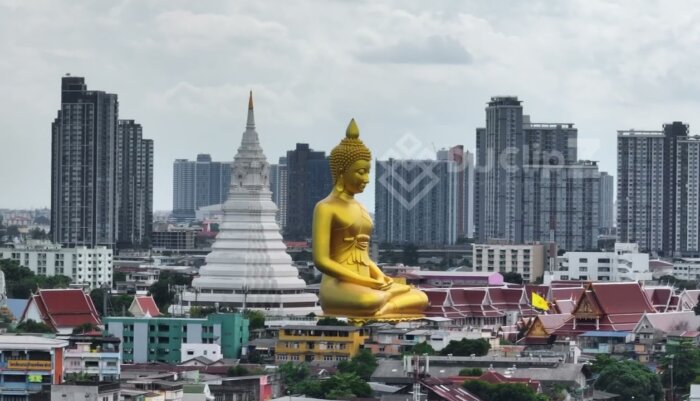 4K Drone Footage of Giant Golden Buddha Statue in Bangkok | Thailand drone Footage