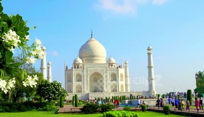 Stunning Aerial Views of Taj Mahal’s Iconic White Marble Beauty