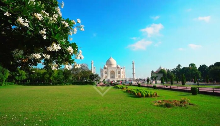 Elegant Drone Footage Showcasing Taj Mahal and Surrounding Gardens