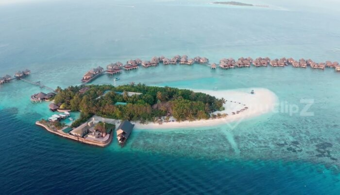 Luxury Maldives Resort with Pristine Sandbanks and Clear Blue Waters